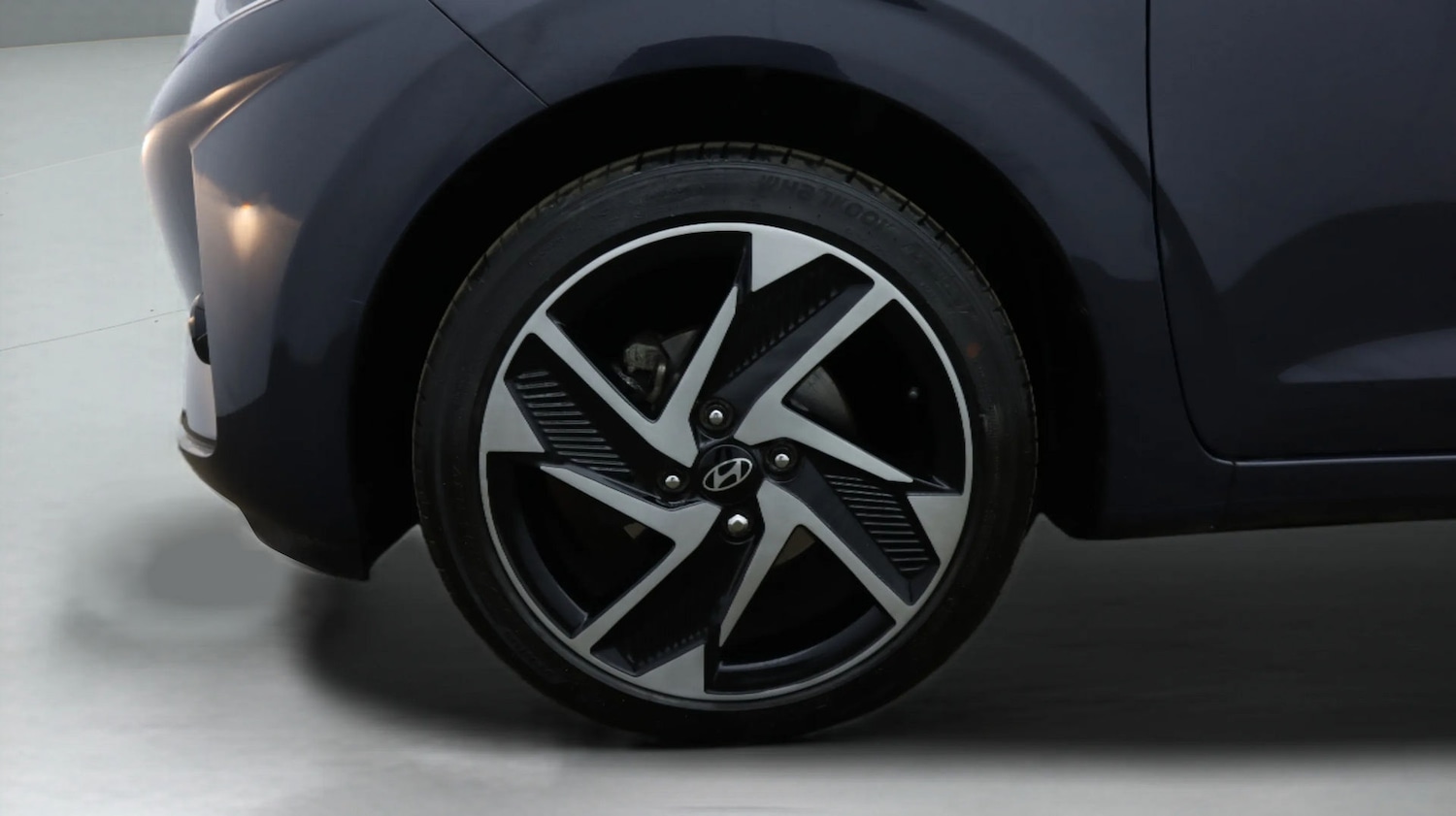 Used Hyundai i10 2023 for sale - 77779516: Photo 18