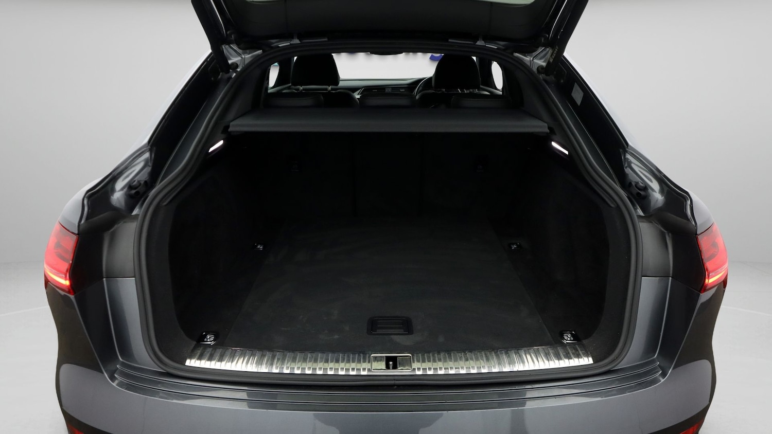 Used Audi e-tron 2022 for sale - 77202385: Photo 17