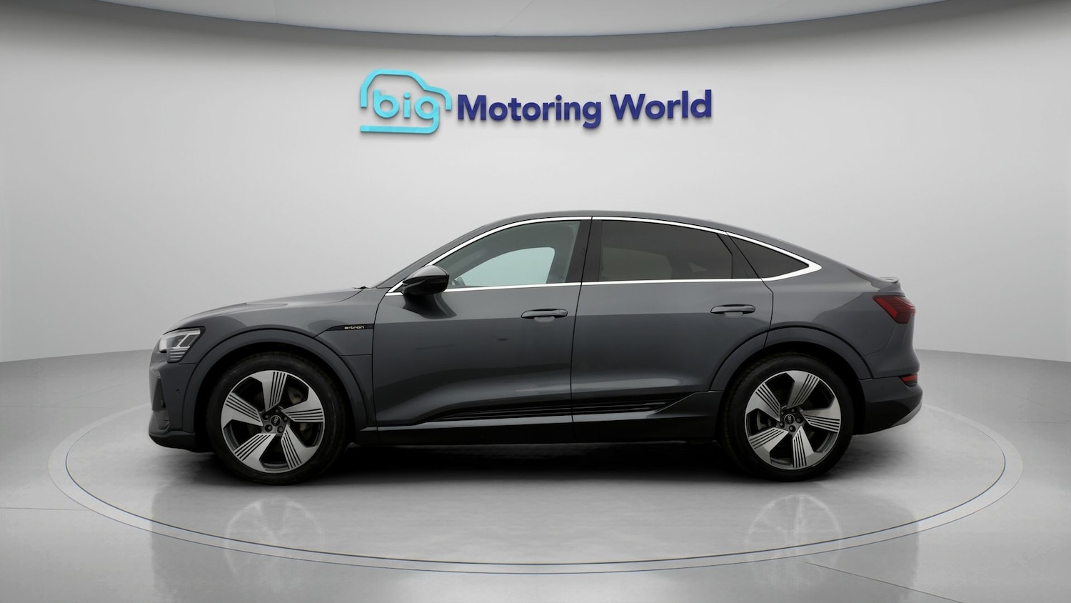 Used Audi e-tron 2022 for sale - 77202385: Photo 4