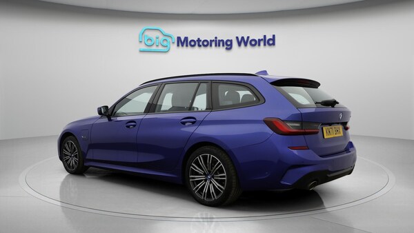 Used BMW 3 Series 2021 for sale - 76327148: Photo 6