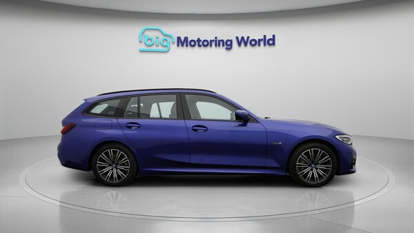 Used BMW 3 Series 2021 for sale - 76327148: Photo 9