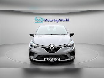 Used Renault Clio 2023 for sale - 78667072: Photo