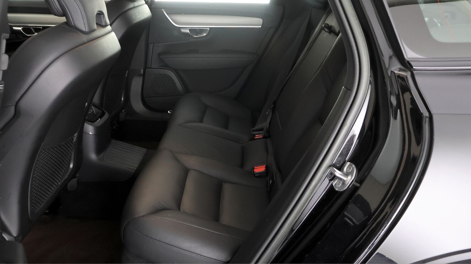 Used Volvo V90 2023 for sale - 77675836: Photo 16