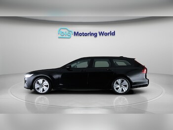 Used Volvo V90 2023 for sale - 77675836: Photo