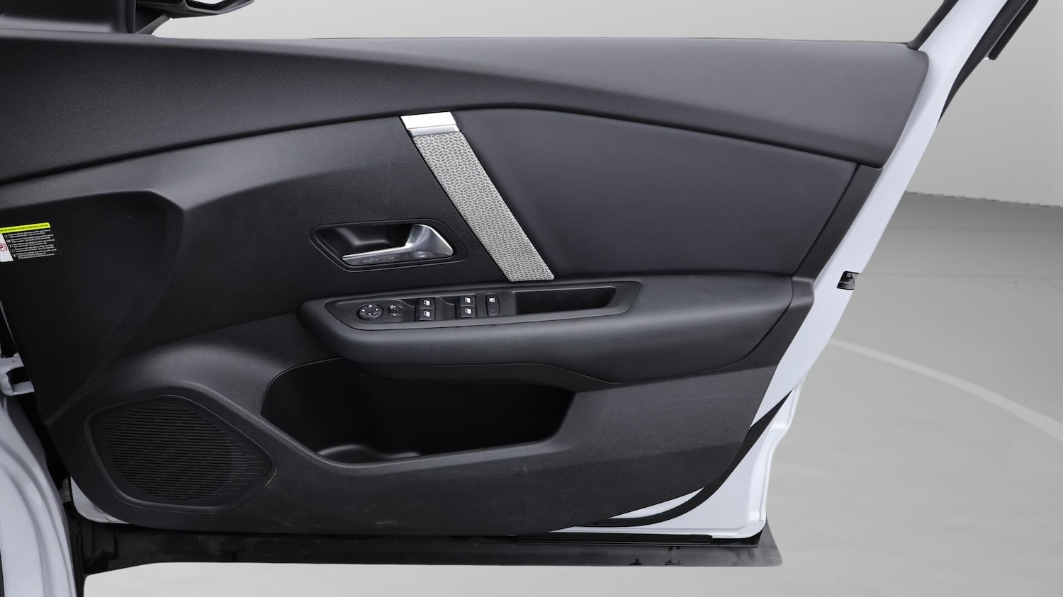 Used Citroen C4 2024 for sale - 76753365: Photo 16