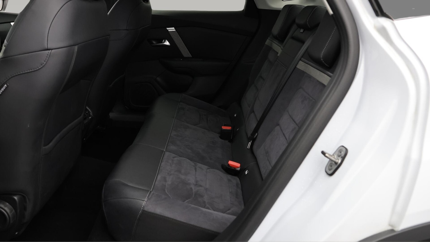 Used Citroen C4 2024 for sale - 76753365: Photo 17