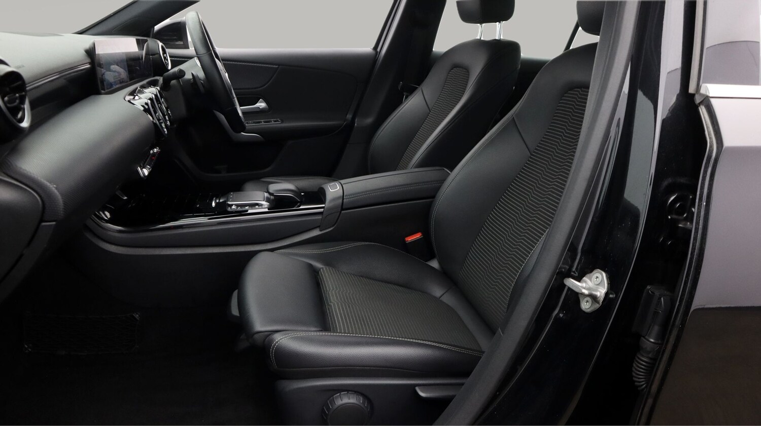 Used Mercedes-Benz A-Class for sale - 78108926: Photo 14