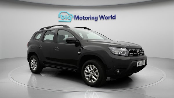 Used Dacia Duster 2021 for sale - 76167420: Photo 2
