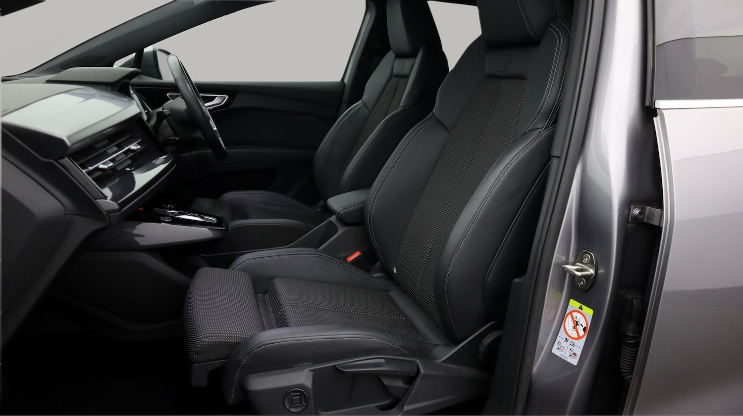 Used Audi Q4 e-tron 2021 for sale - 77289516: Photo 14