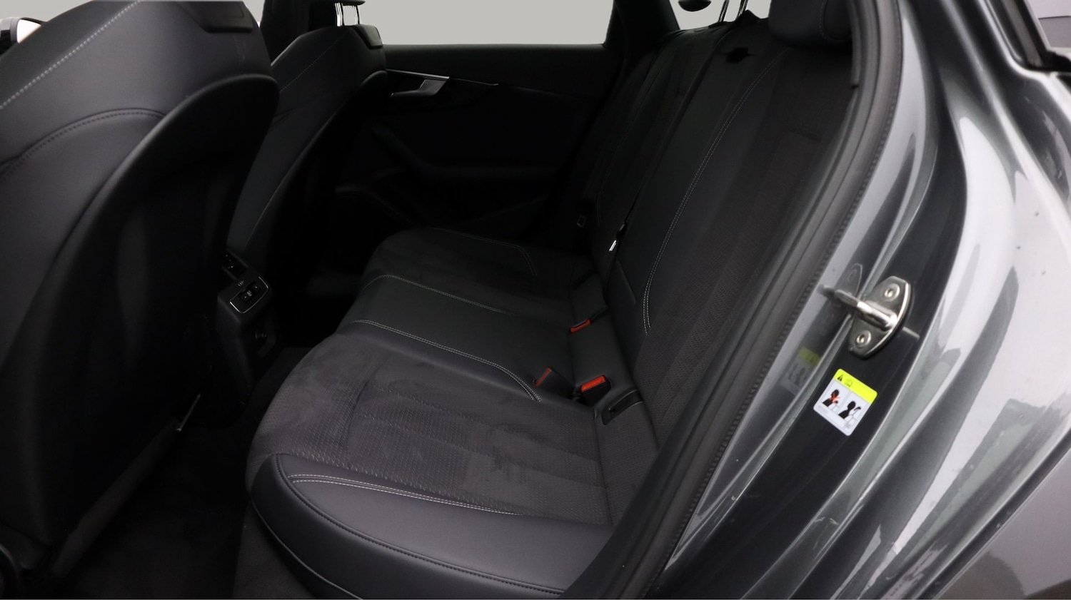 Used Audi A4 2022 for sale - 77803606: Photo 16