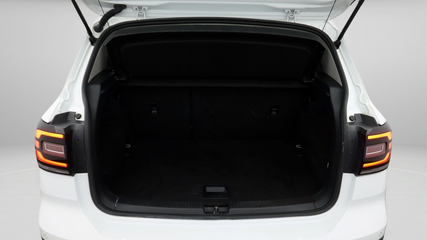 Used Volkswagen T-Cross 2022 for sale - 78165948: Photo 17