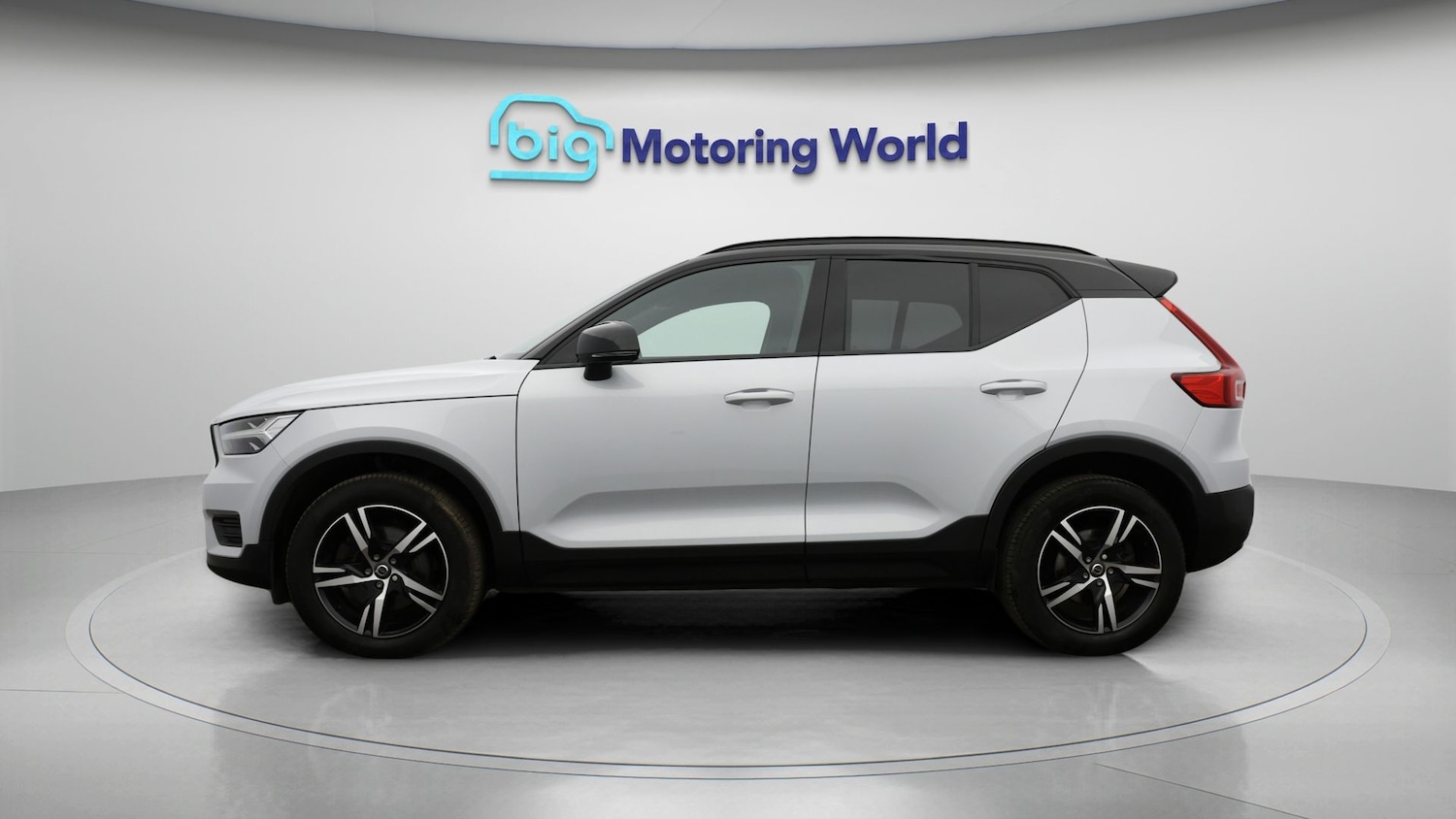 Used Volvo XC40 2021 for sale - 77502480: Photo 4