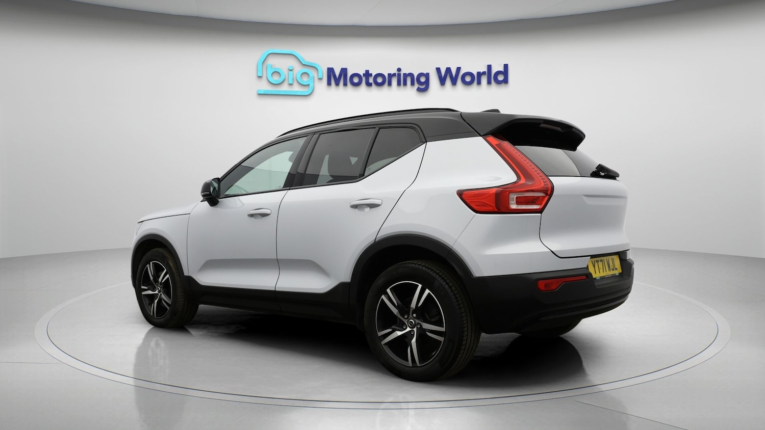 Used Volvo XC40 2021 for sale - 77502480: Photo 5