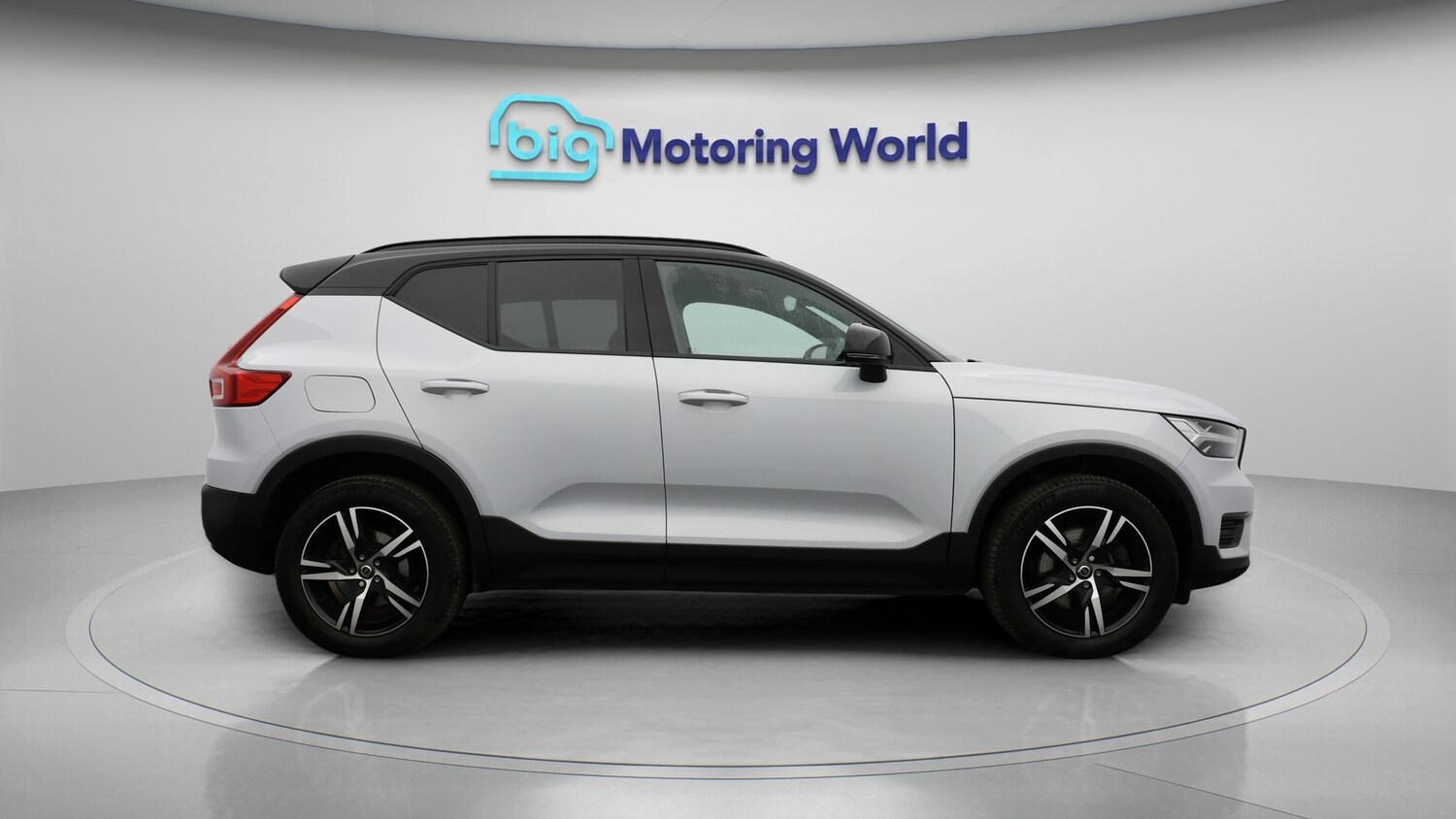 Used Volvo XC40 2021 for sale - 77502480: Photo 8
