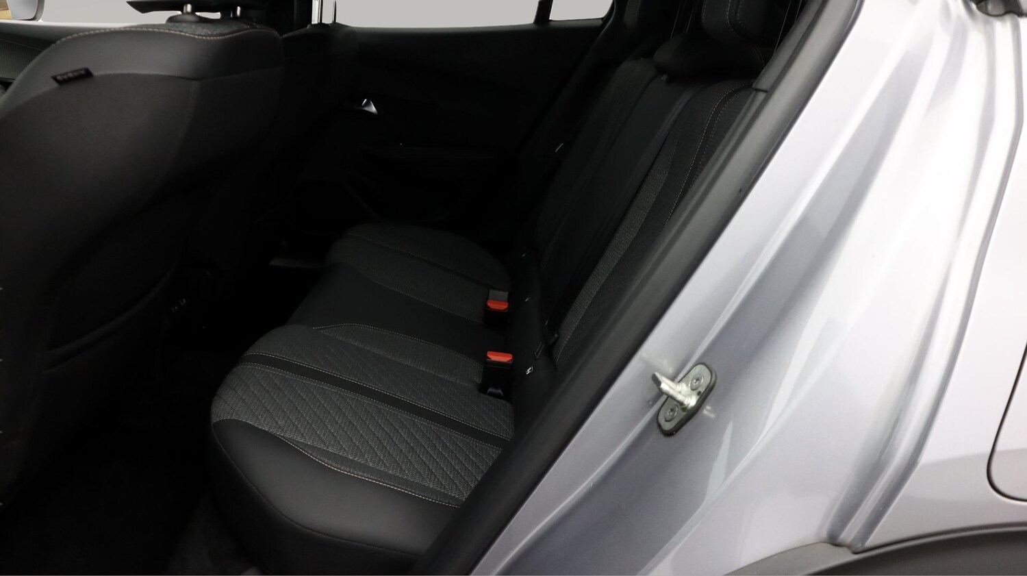 Used Peugeot 2008 2023 for sale - 77718140: Photo 16