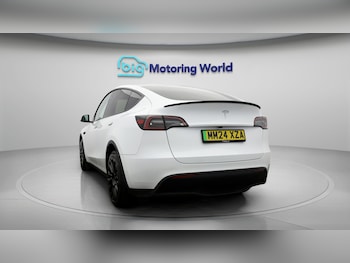 Used Tesla Model Y 2024 for sale - 77136279: Photo