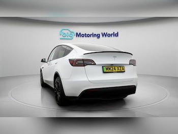 Used Tesla Model Y 2024 for sale - 77136279: Photo
