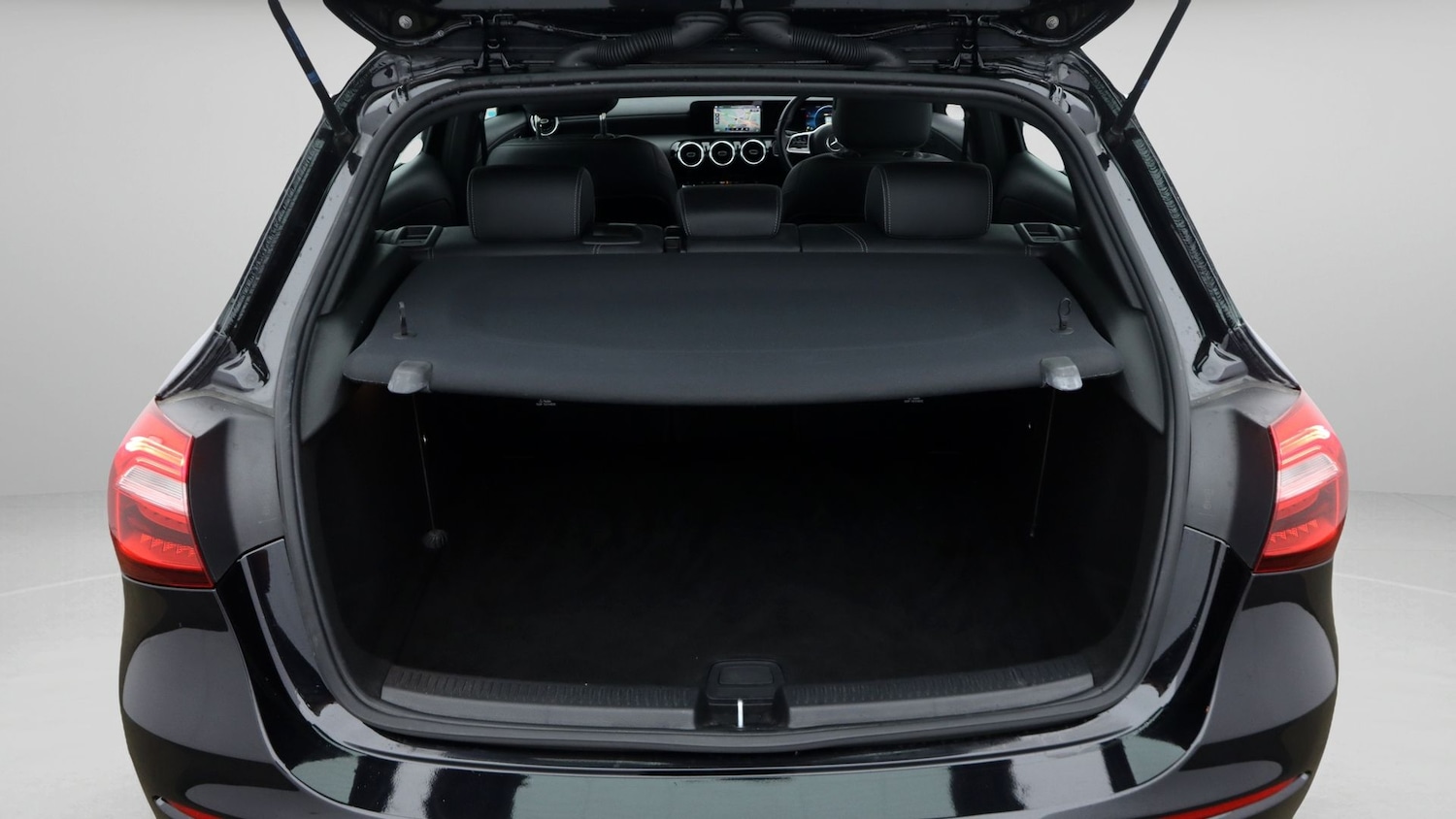 Used Mercedes-Benz A-Class 2022 for sale - 77608128: Photo 17