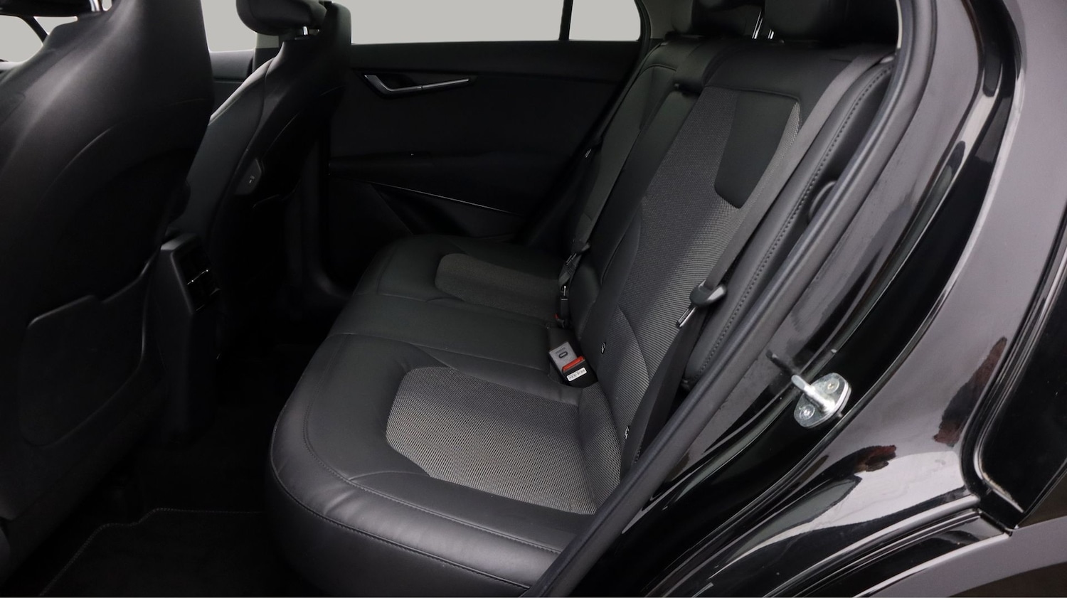 Used Kia Niro 2023 for sale - 77749699: Photo 16