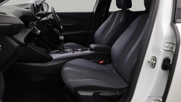 Used Peugeot 2008 2020 for sale - 76239828: Photo 15
