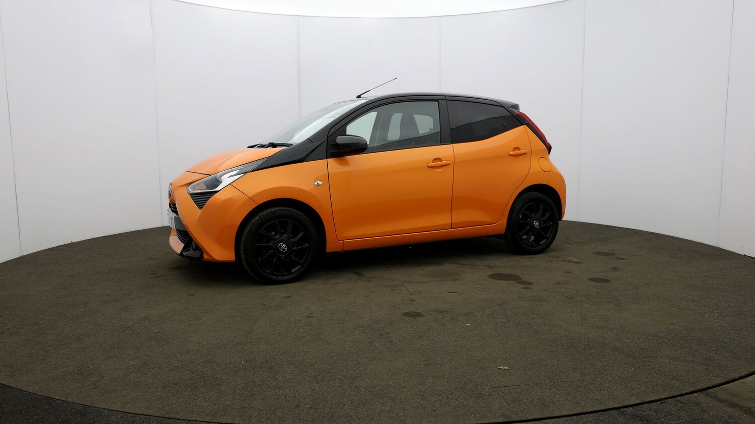 Used Toyota AYGO 2020 for sale - 76810604: Photo 28