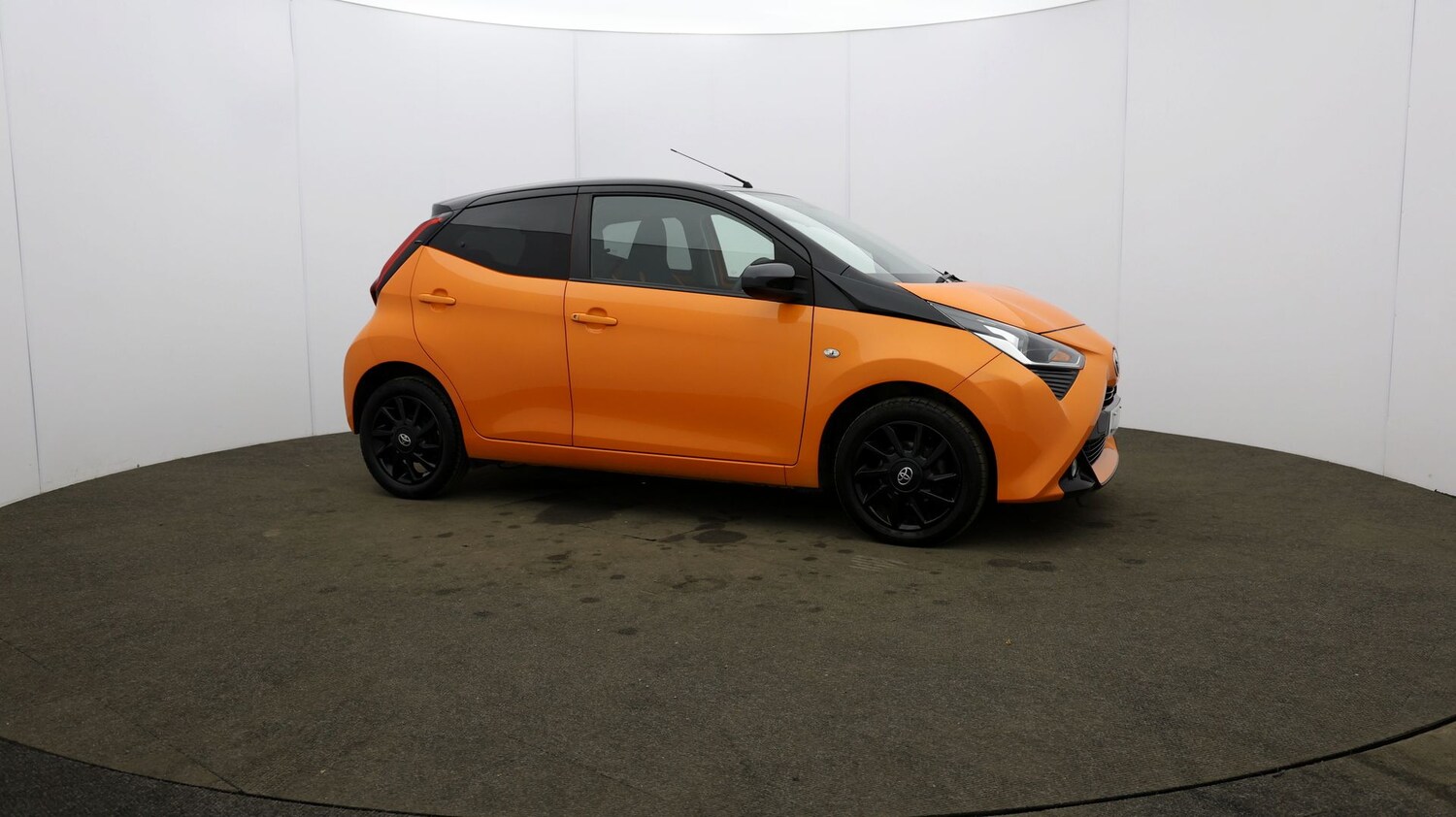 Used Toyota AYGO 2020 for sale - 76810604: Photo 50