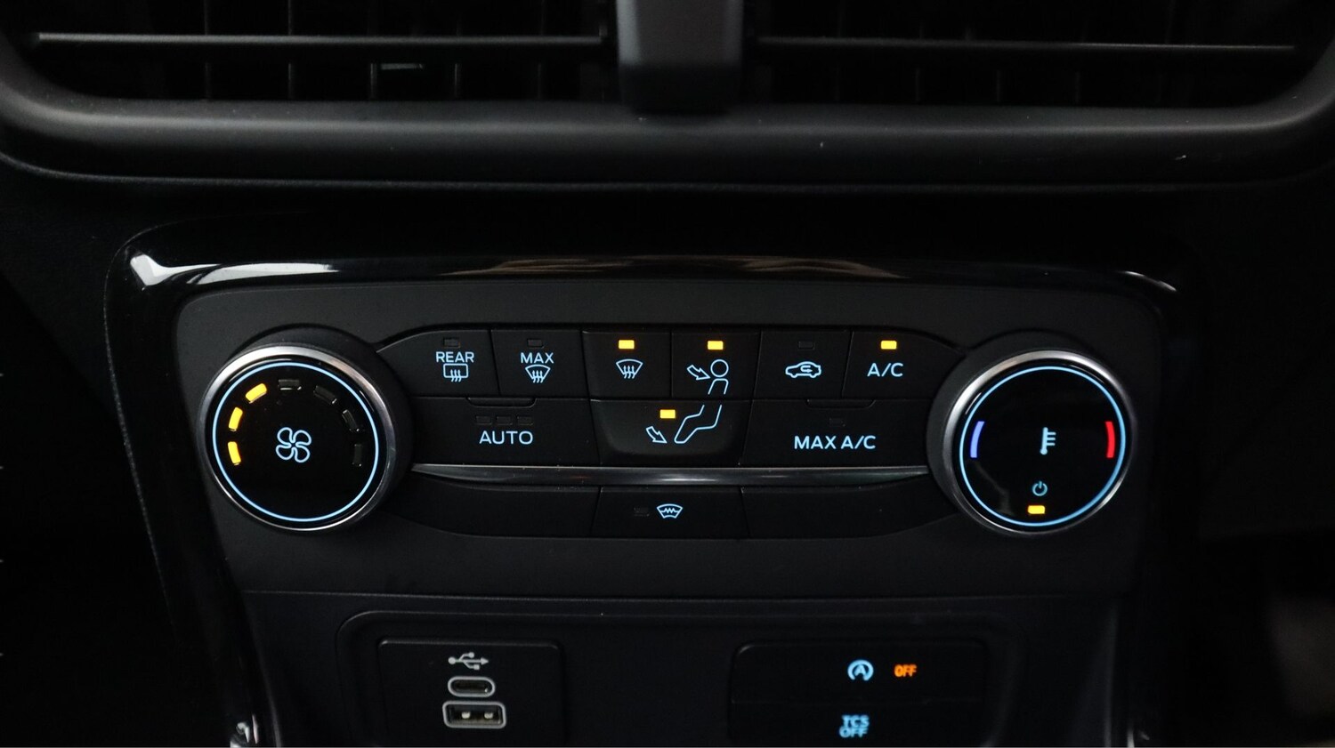 Used Ford Ecosport 2023 for sale - 77906195: Photo 12