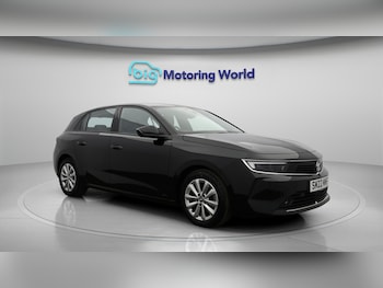 Used Vauxhall Astra 2022 for sale - 76042940: Photo 2