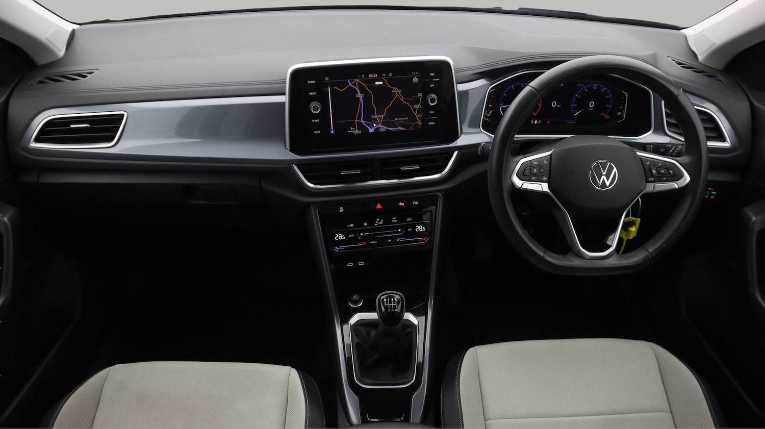 Used Volkswagen T-Roc 2023 for sale - 77643535: Photo 13