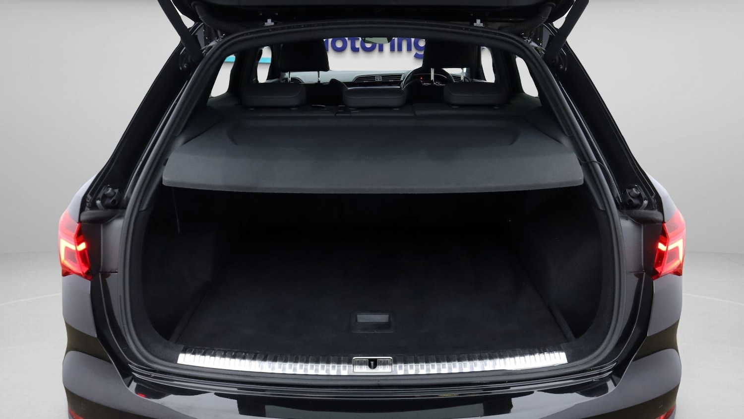 Used Audi Q3 2019 for sale - 78040624: Photo 17