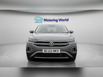 Used Volkswagen T-Roc 2022 for sale - 75623745: Photo