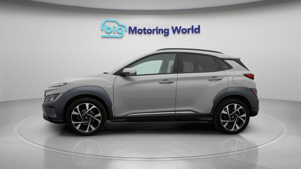 Used Hyundai KONA 2021 for sale - 76122671: Photo 5
