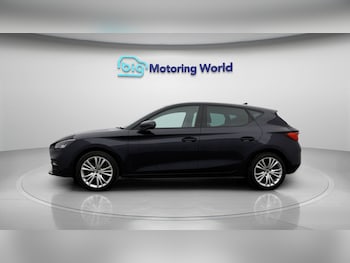 Used SEAT Leon 2022 for sale - 77357529: Photo