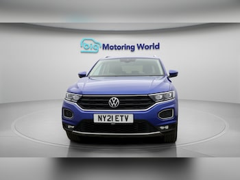 Used Volkswagen T-Roc 2021 for sale - 78614015: Photo