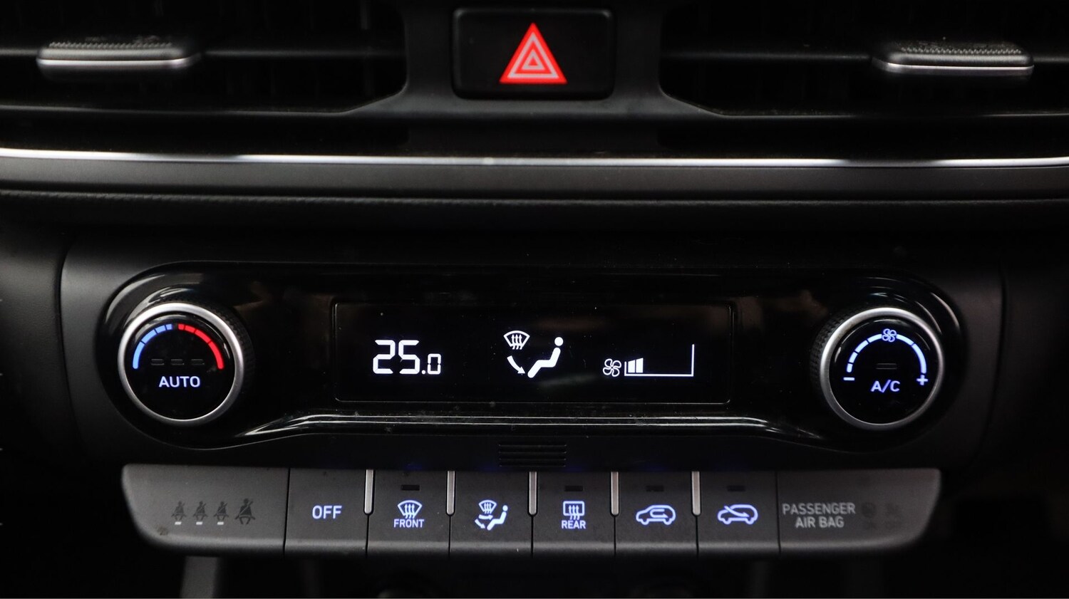 Used Hyundai KONA for sale - 77352989: Photo 12