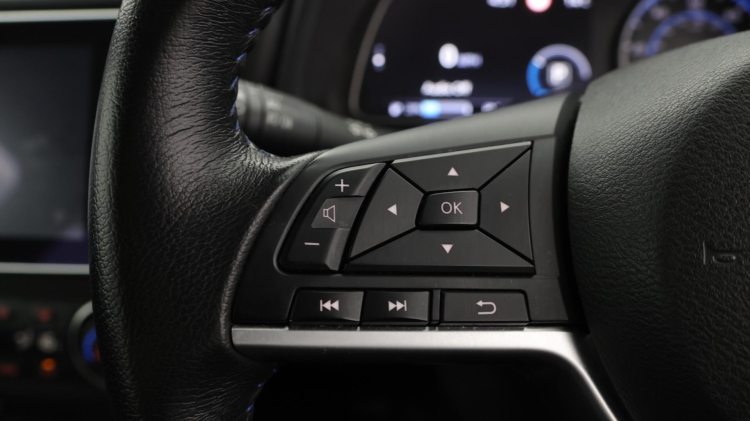 Used Nissan Leaf 2021 for sale - 76371099: Photo 23