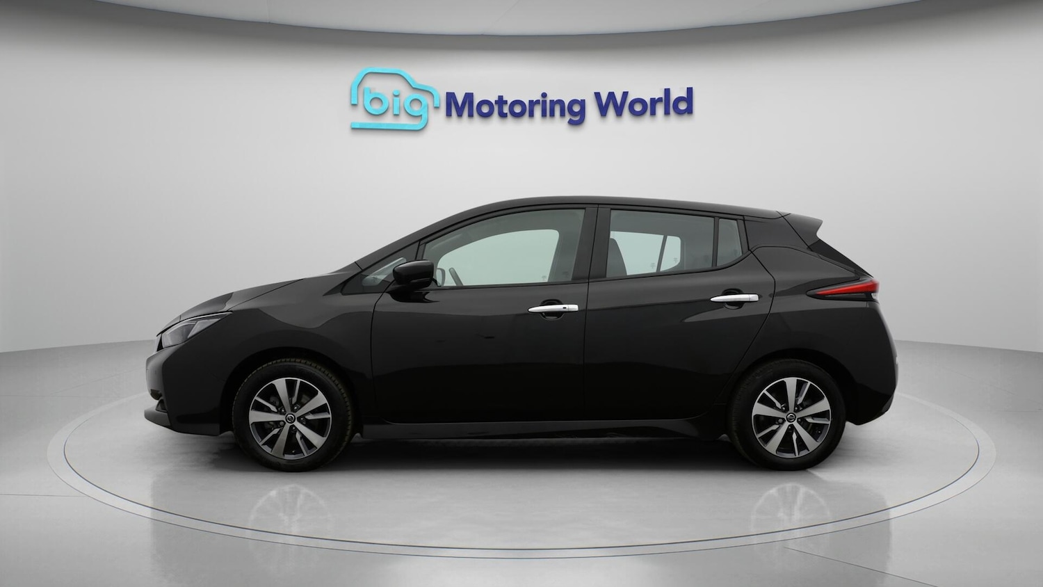 Used Nissan Leaf 2021 for sale - 76371099: Photo 5