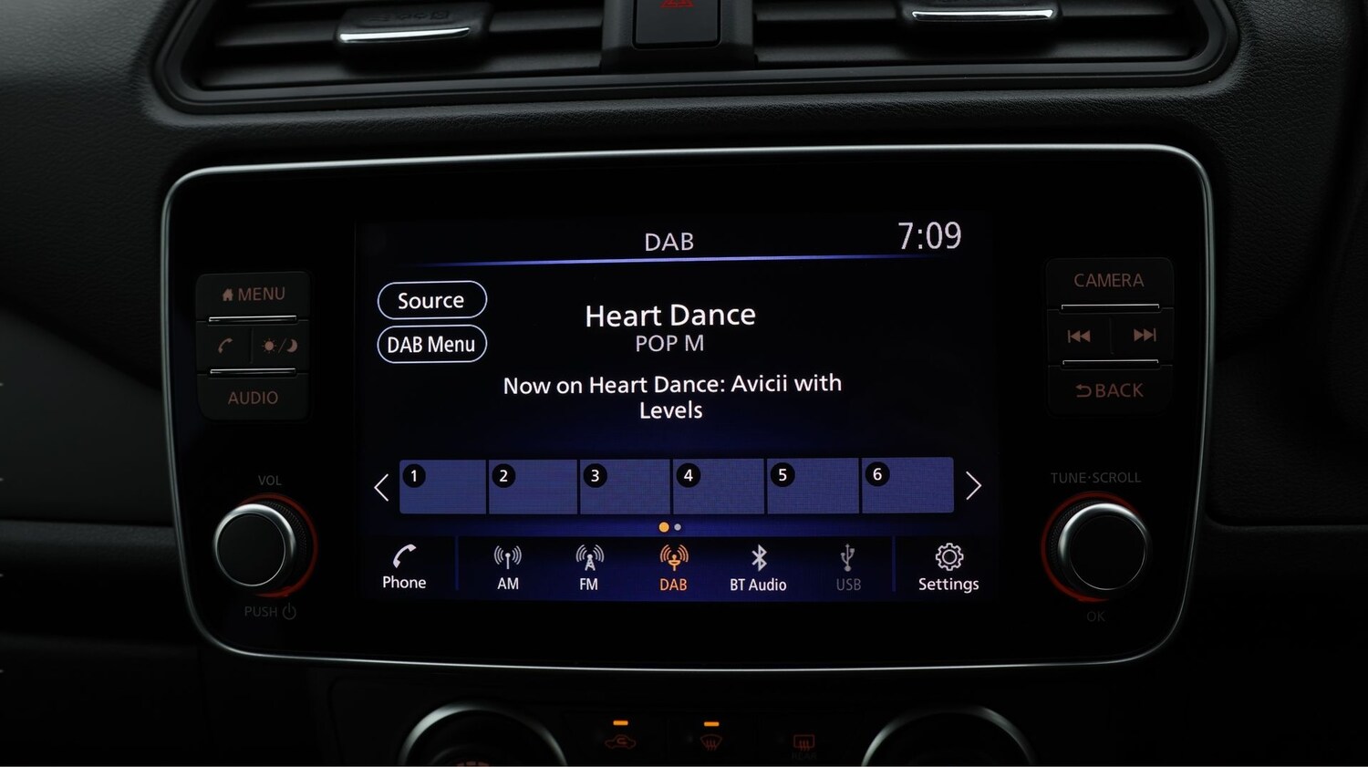 Used Nissan Leaf 2022 for sale - 77063175: Photo 11