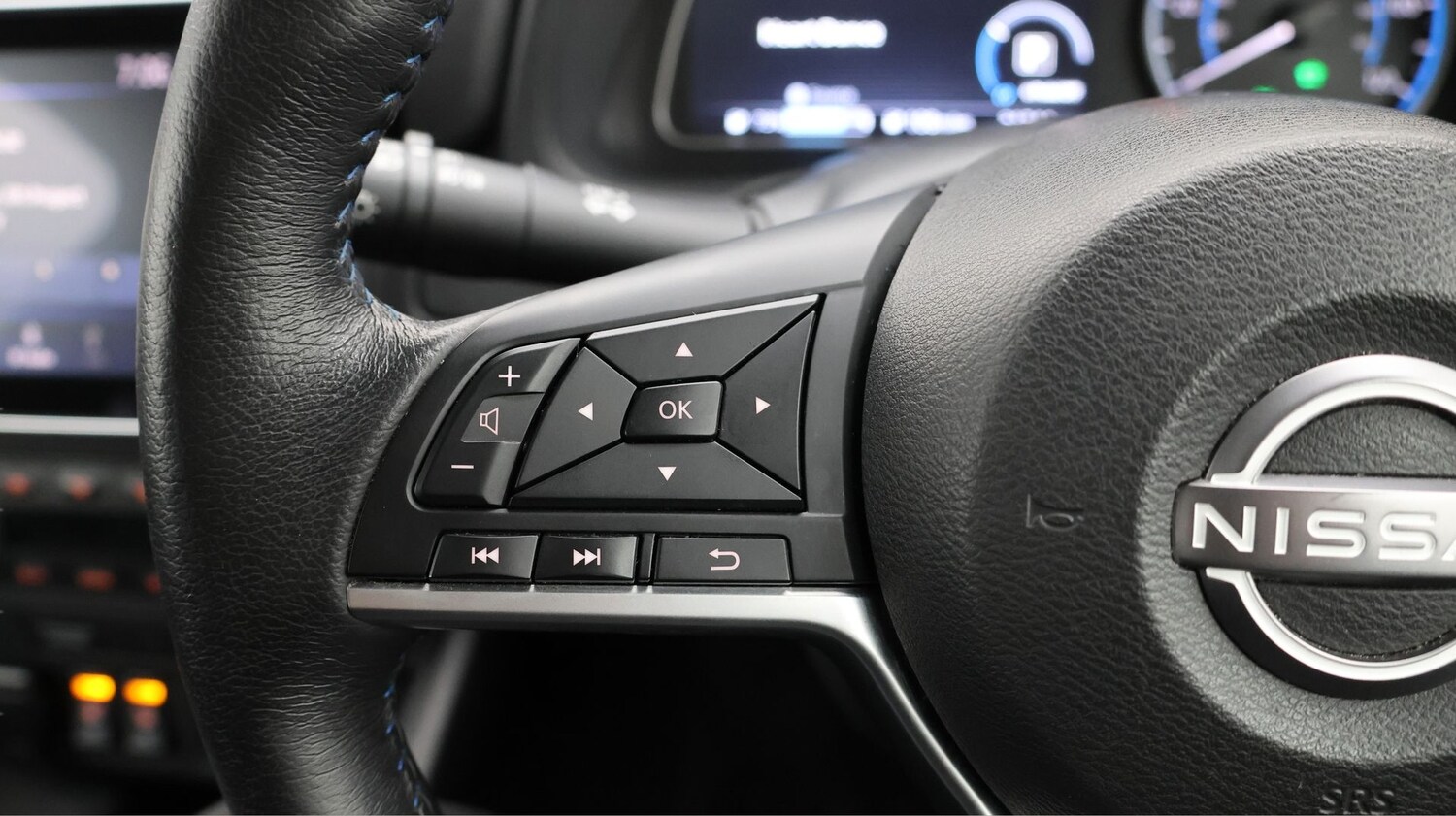 Used Nissan Leaf 2022 for sale - 77063175: Photo 24