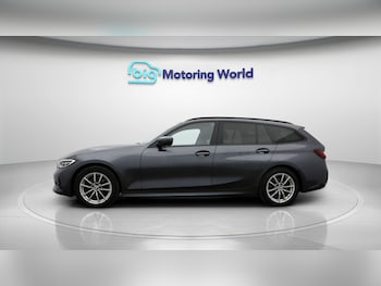 Used BMW 3 Series 2021 for sale - 77329410: Photo