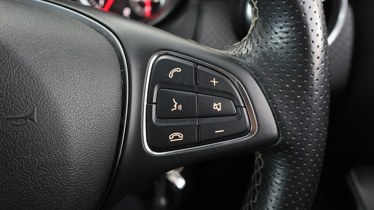 Used Mercedes-Benz A-Class 2018 for sale - 77950260: Photo 23