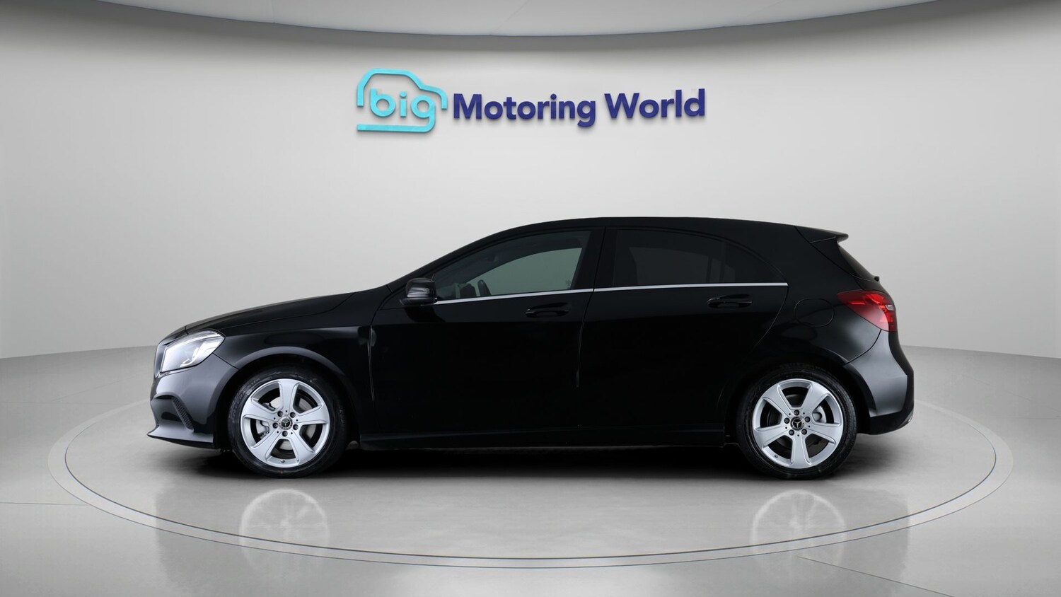 Used Mercedes-Benz A-Class 2018 for sale - 77950260: Photo 4