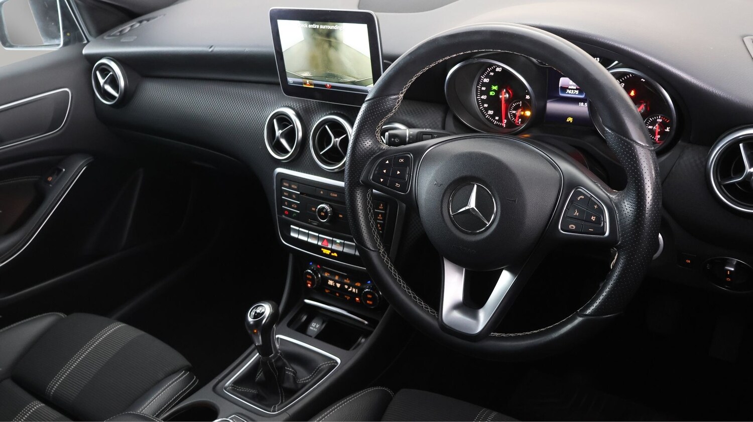 Used Mercedes-Benz A-Class 2018 for sale - 77950260: Photo 9