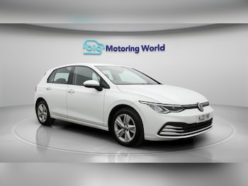 Volkswagen - Golf