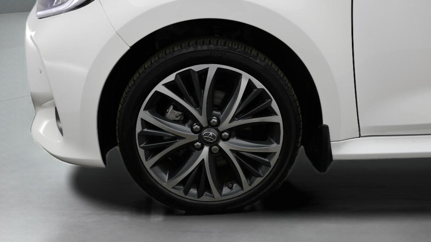 Used Toyota Yaris 2023 for sale - 76326014: Photo 19