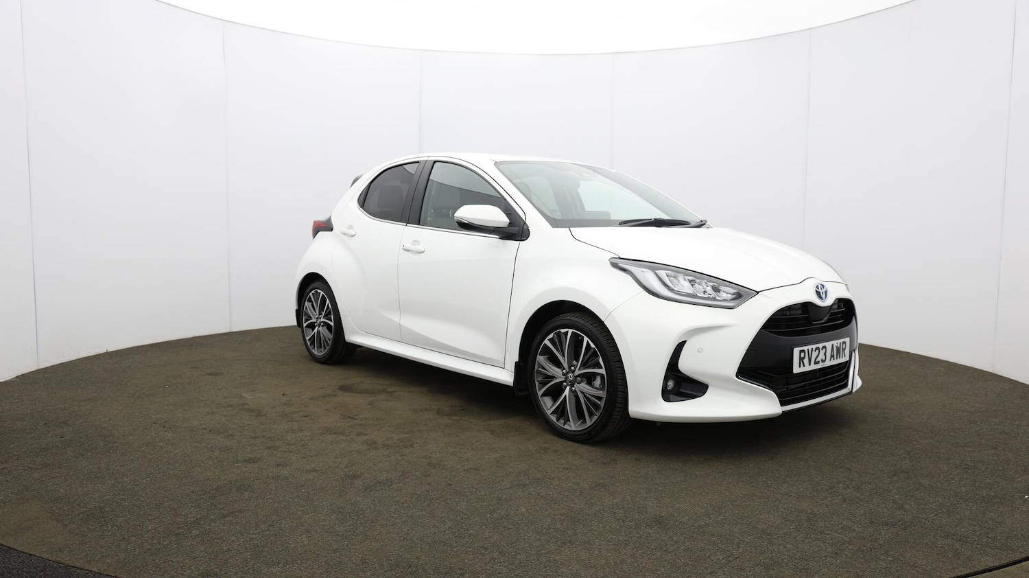 Used Toyota Yaris 2023 for sale - 76326014: Photo 50