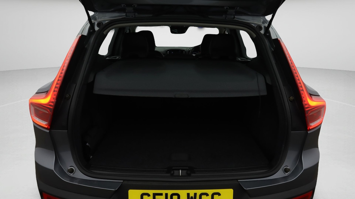 Used Volvo XC40 2019 for sale - 78197385: Photo 17