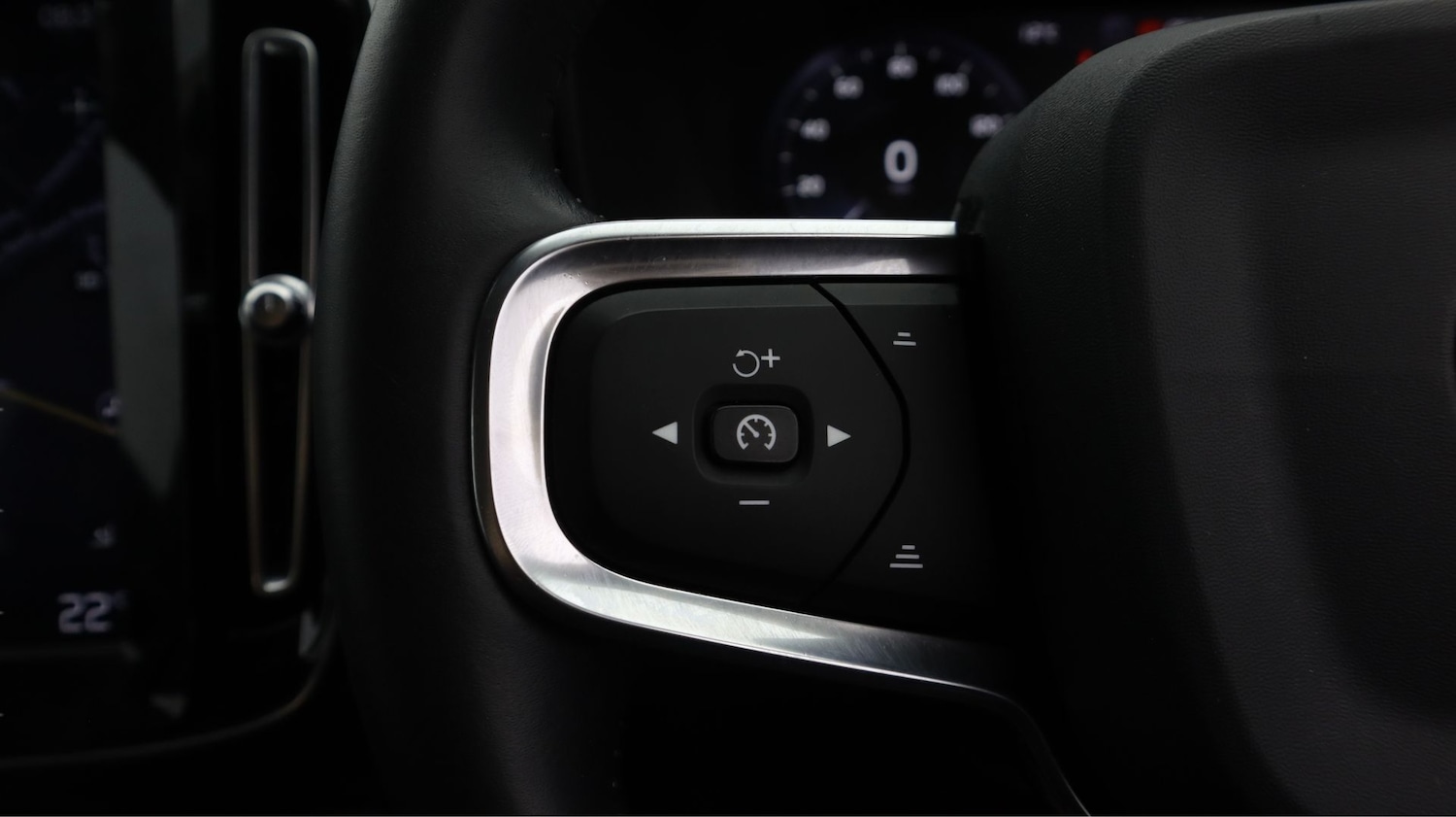 Used Volvo XC40 2019 for sale - 78197385: Photo 22