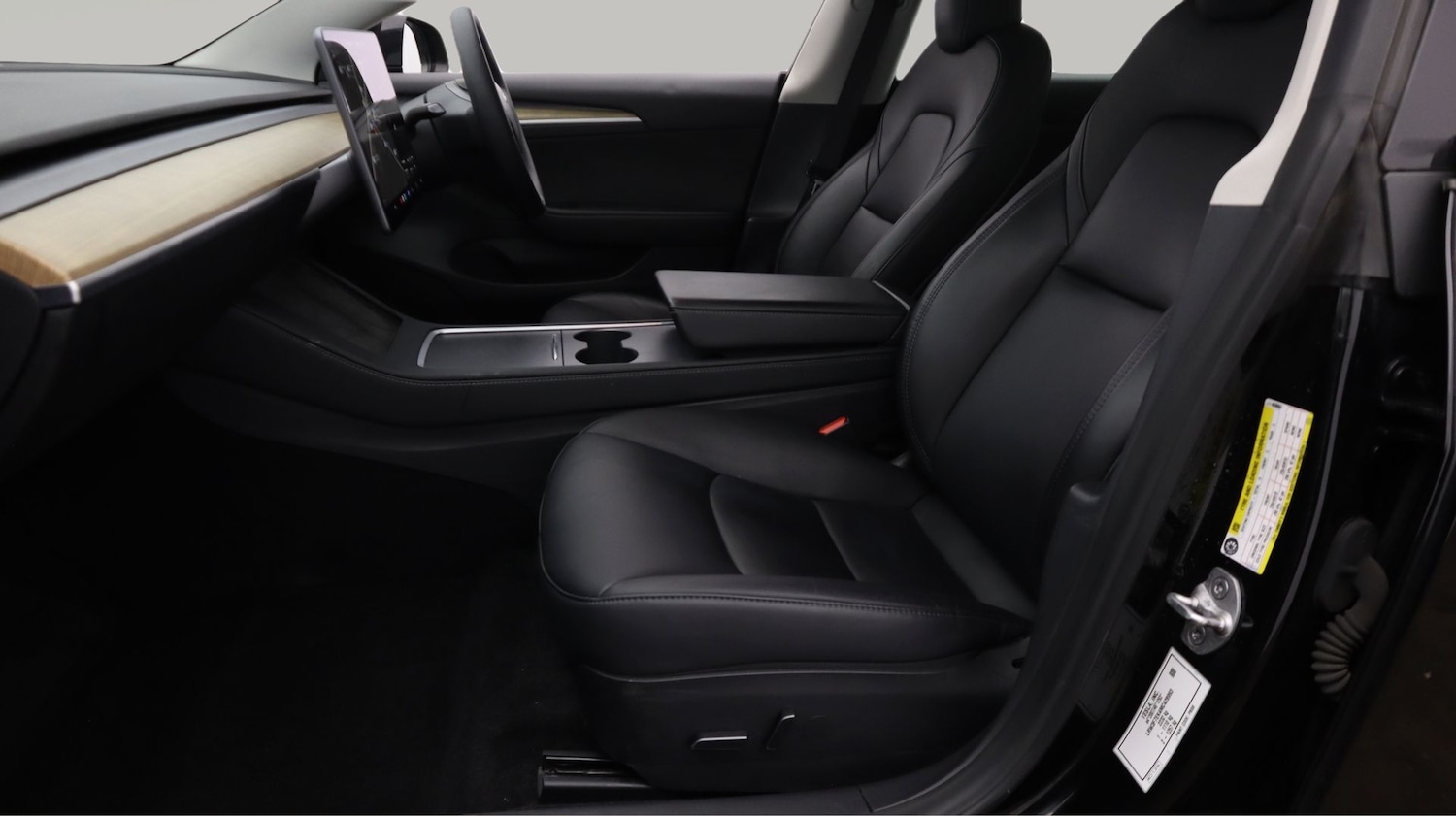 Used Tesla Model 3 2021 for sale - 77460150: Photo 14