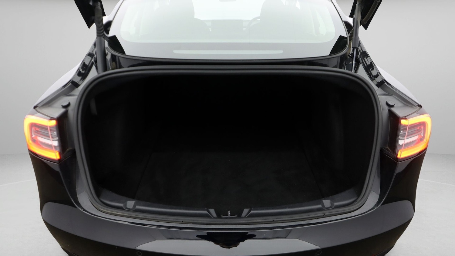 Used Tesla Model 3 2021 for sale - 77460150: Photo 17